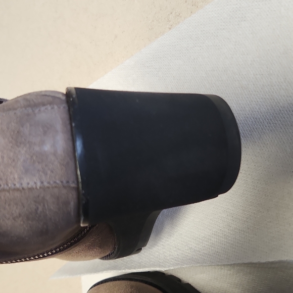 Eileen Fisher Women's Tinker Wedge Ankle Boots/Booties Size 7.5, Taupe, EUC - Picture 6 of 11